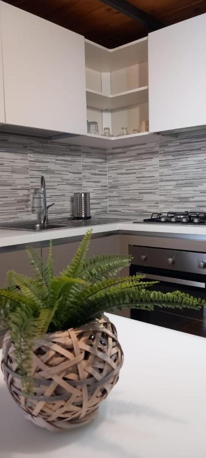 Primopiano - Umbria Apartment มิลาน ภายนอก รูปภาพ
